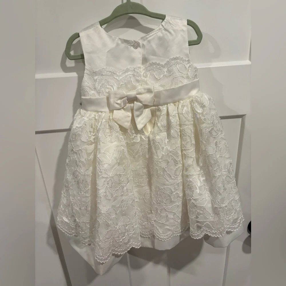Blueberi Boulevard Ivory Lace Kids Dress - Picture 2 of 4
